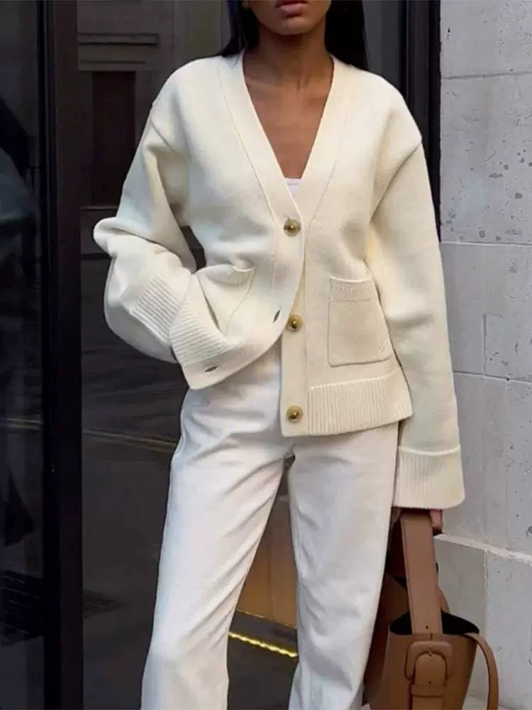 France | Cardigan Femme Oversize Col V Manche Longue Fermeture Boutonnée Tissu Doux