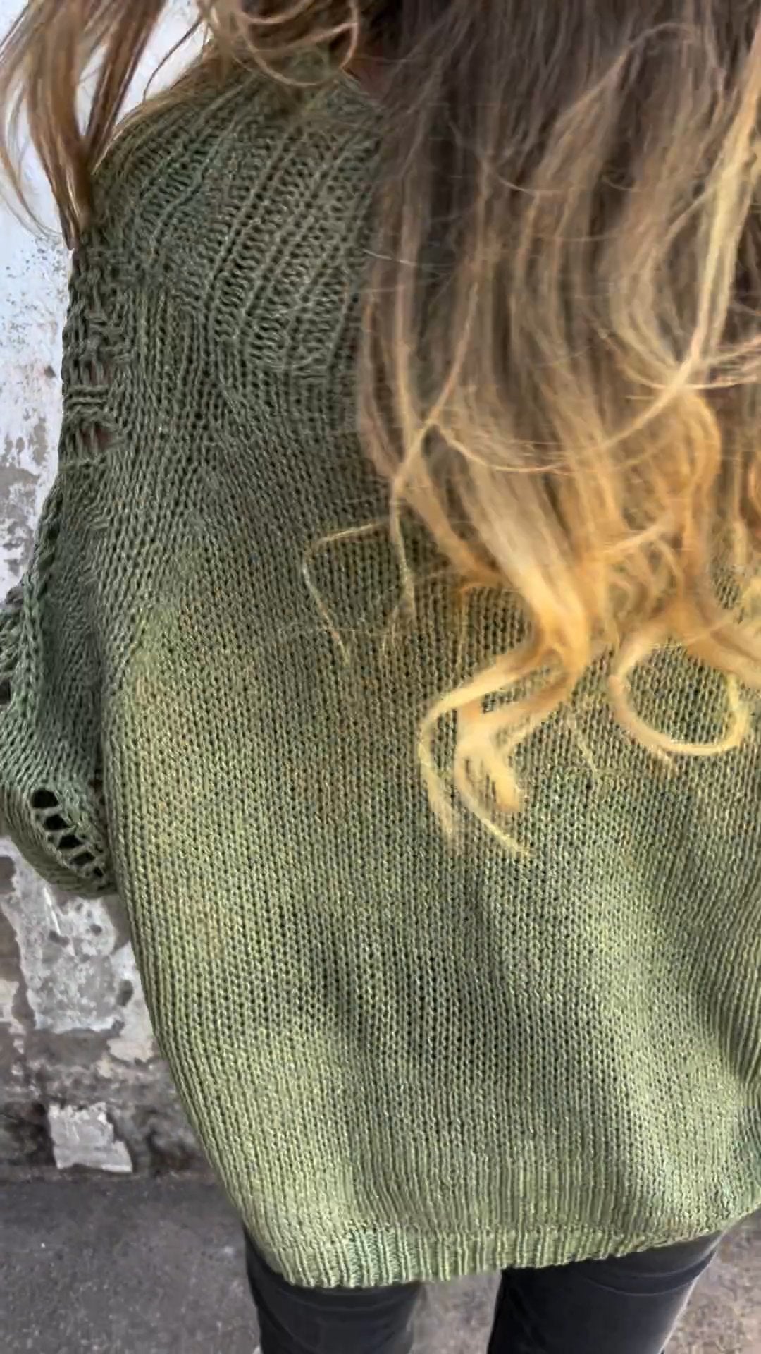 Béatice | Pull Femme Tricoté à Col Rond et Manches Longues avec Design Ajouré