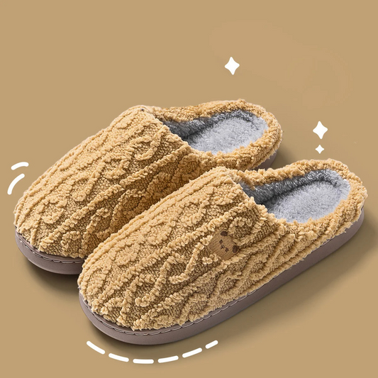 Xandie | Chaussons d'hiver pour femme à bout fermé avec broderie ours en peluche et semelle douce