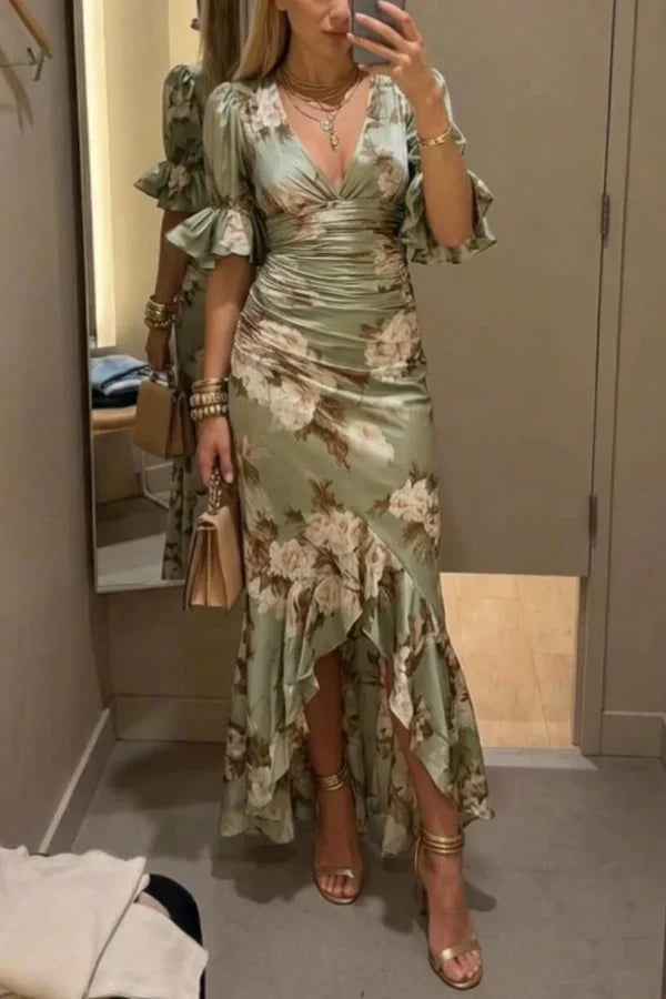 Lucía | Robe longue asymétrique en satin avec imprimé floral