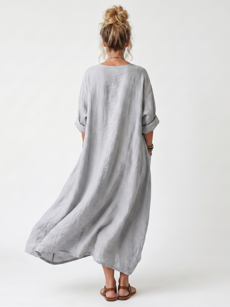 Raina | Robe midi oversized avec panneaux contrastés et broderies