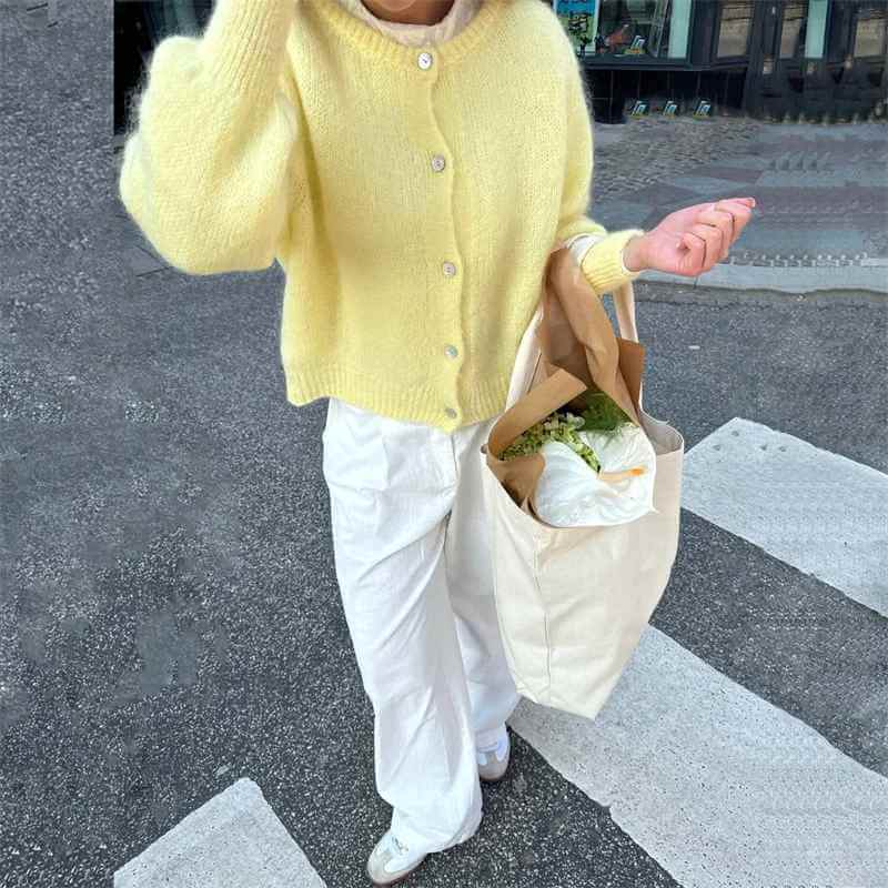 Yasmina | Cardigan Femme Doux et Élégant, Maille Confortable Boutonnée pour l’Hiver