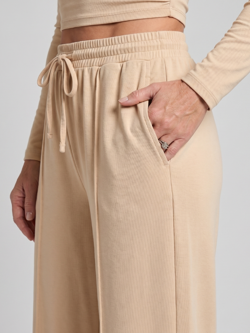 Avam | Ensemble Top Court à Manches Longues et Pantalon