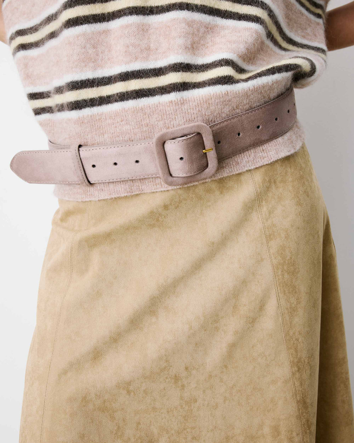 Ceinture en suédine boucle carrée assortie grege Alvaro