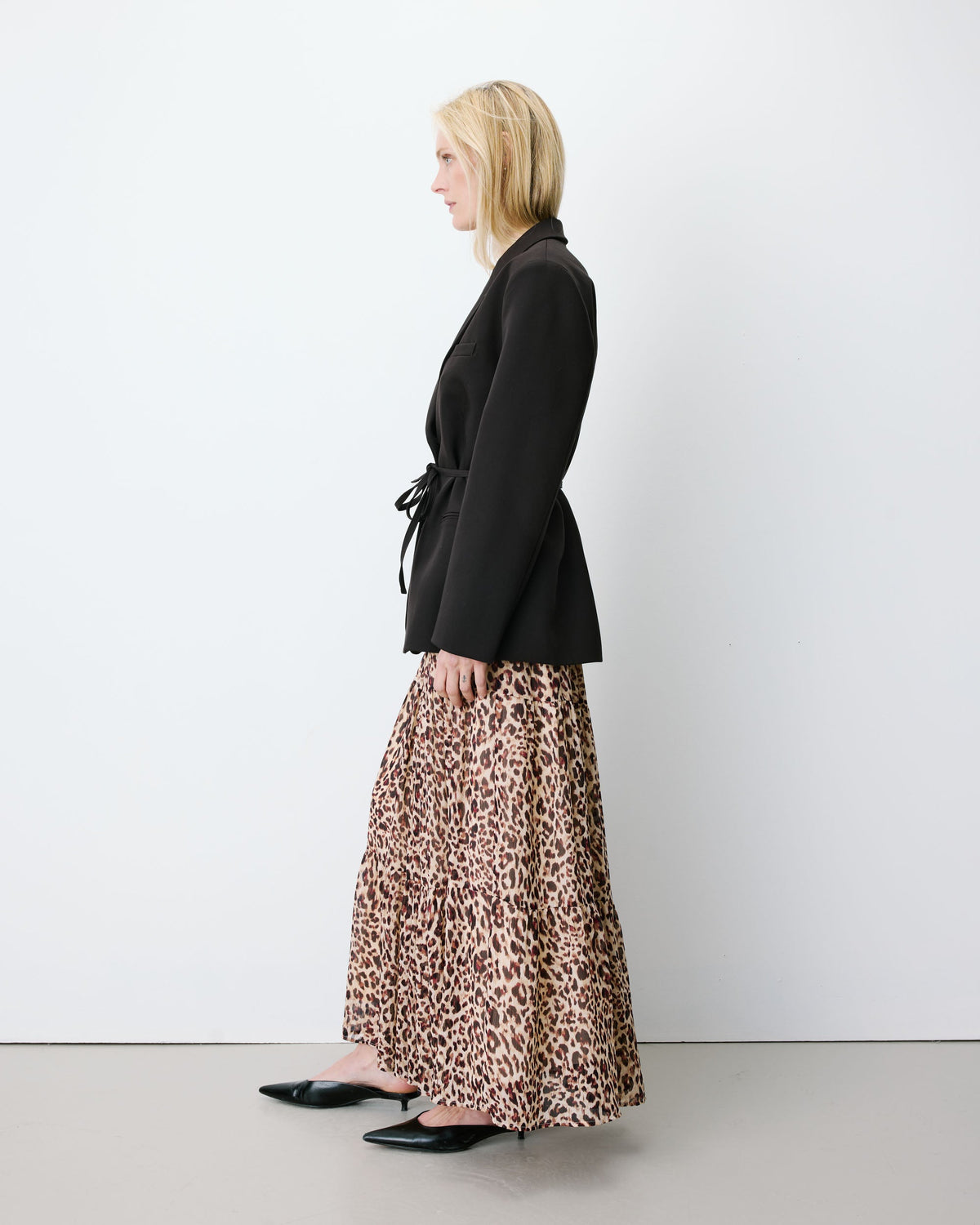 Blazer droit cintré à la taille chocolat Acario