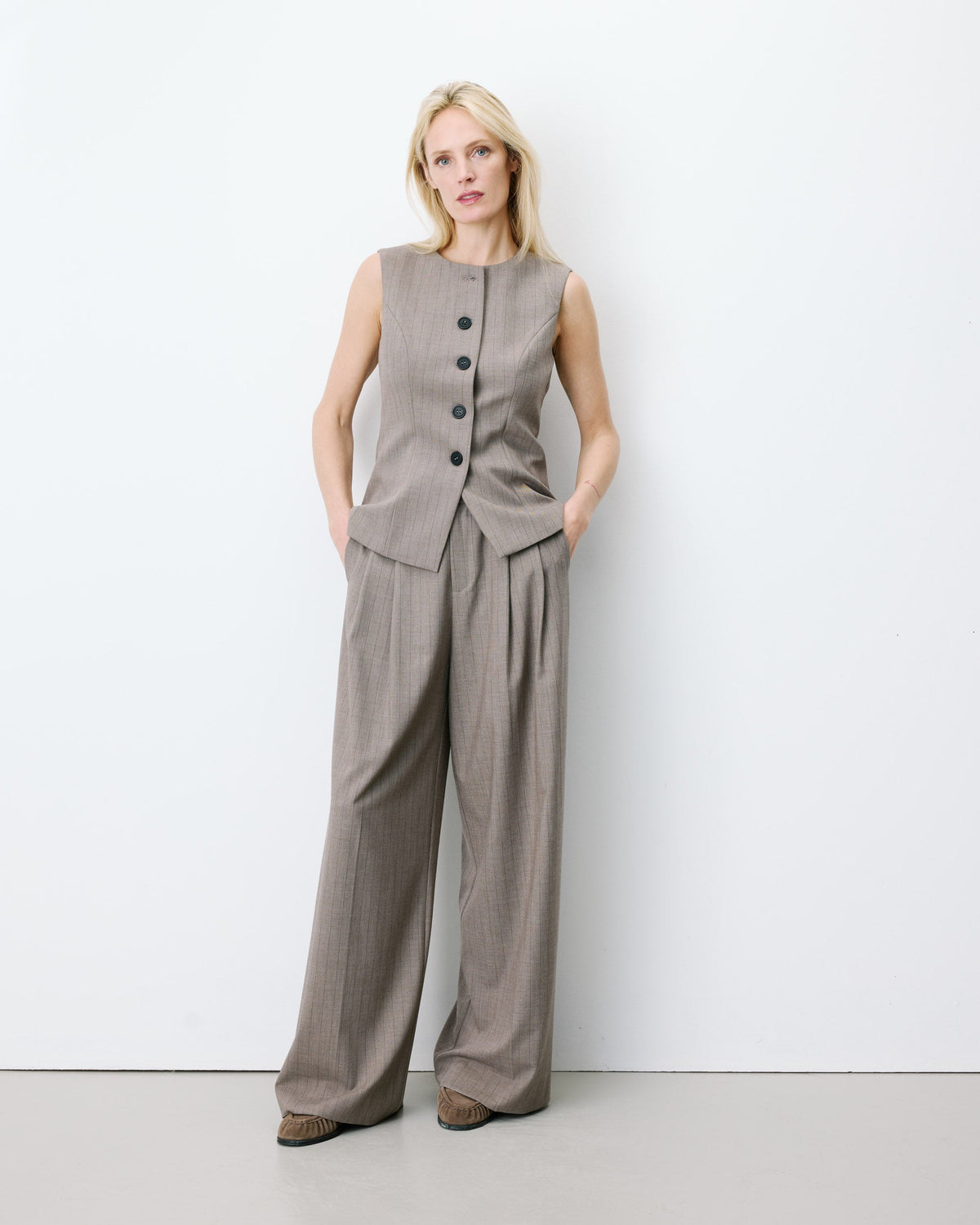 Gilet tailleur rayé col rond boutonné rayure Aristide