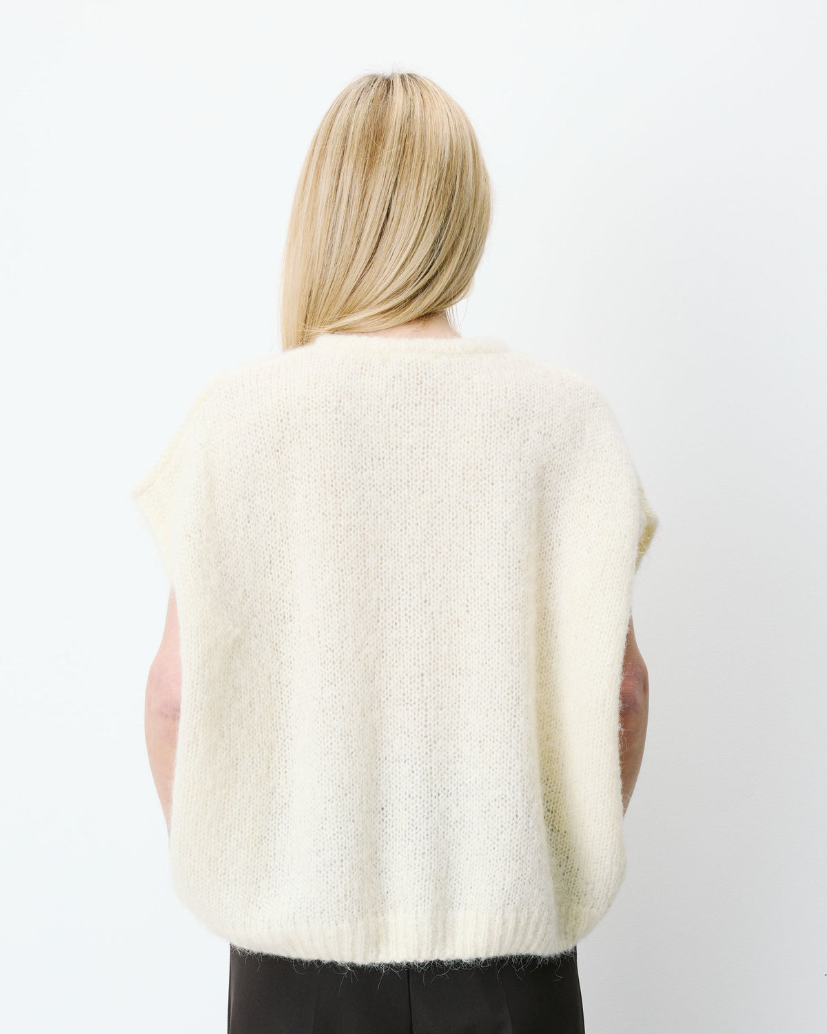 Cardigan loose sans manches col rond vanille Addison