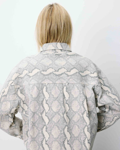 Chemise en denim à motif python Adriana