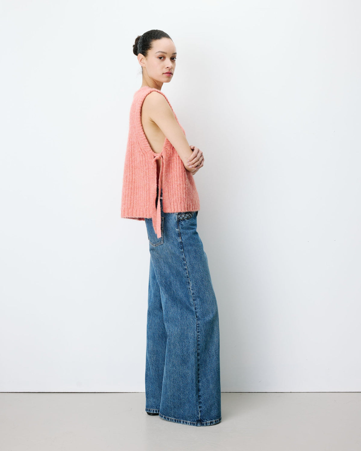 Pull sans manches en maille à nouer peche Argan