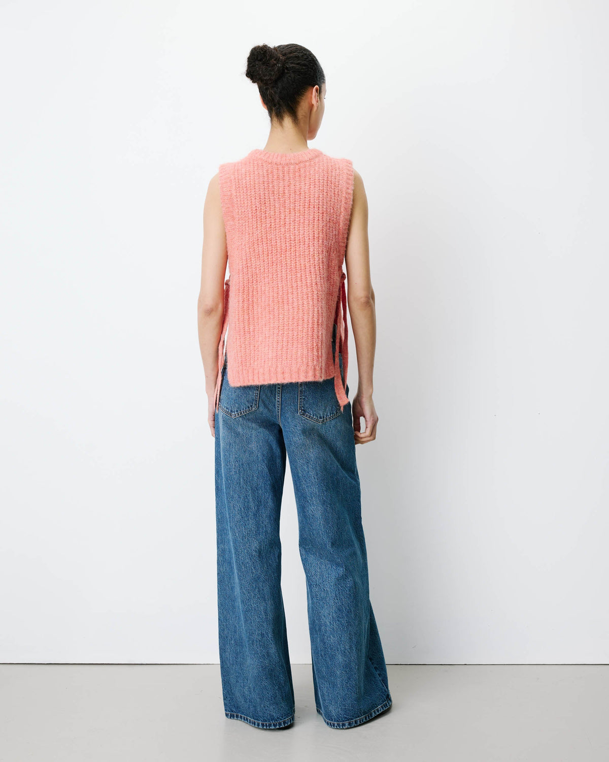 Pull sans manches en maille à nouer peche Argan