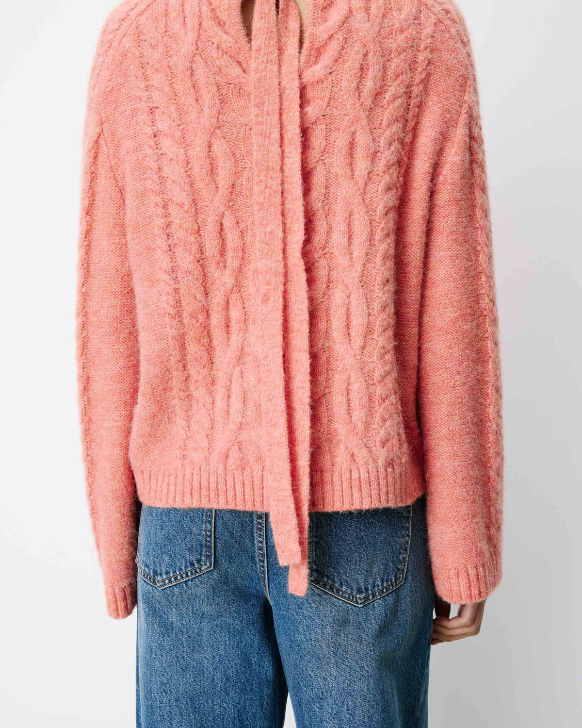 Pull torsadé à nouer au dos peche Arcelin