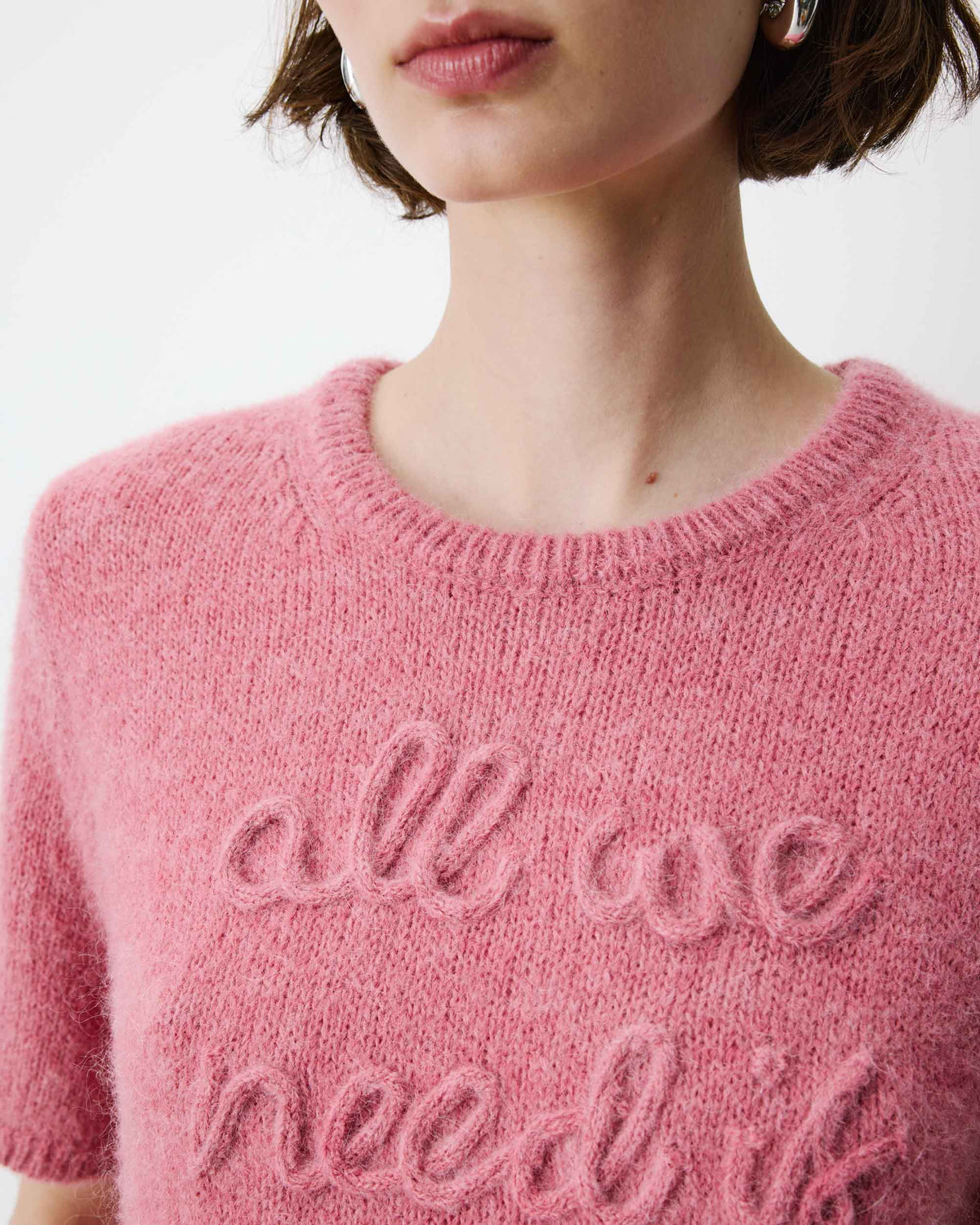 Pull manches courtes à message brodé blush Austyn