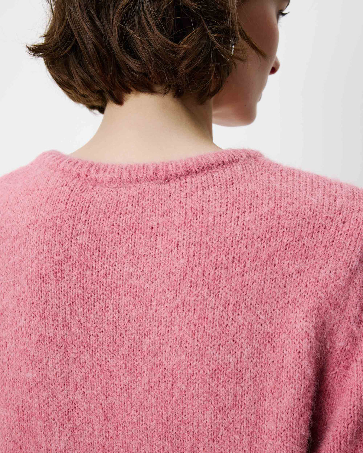 Pull manches courtes à message brodé blush Austyn
