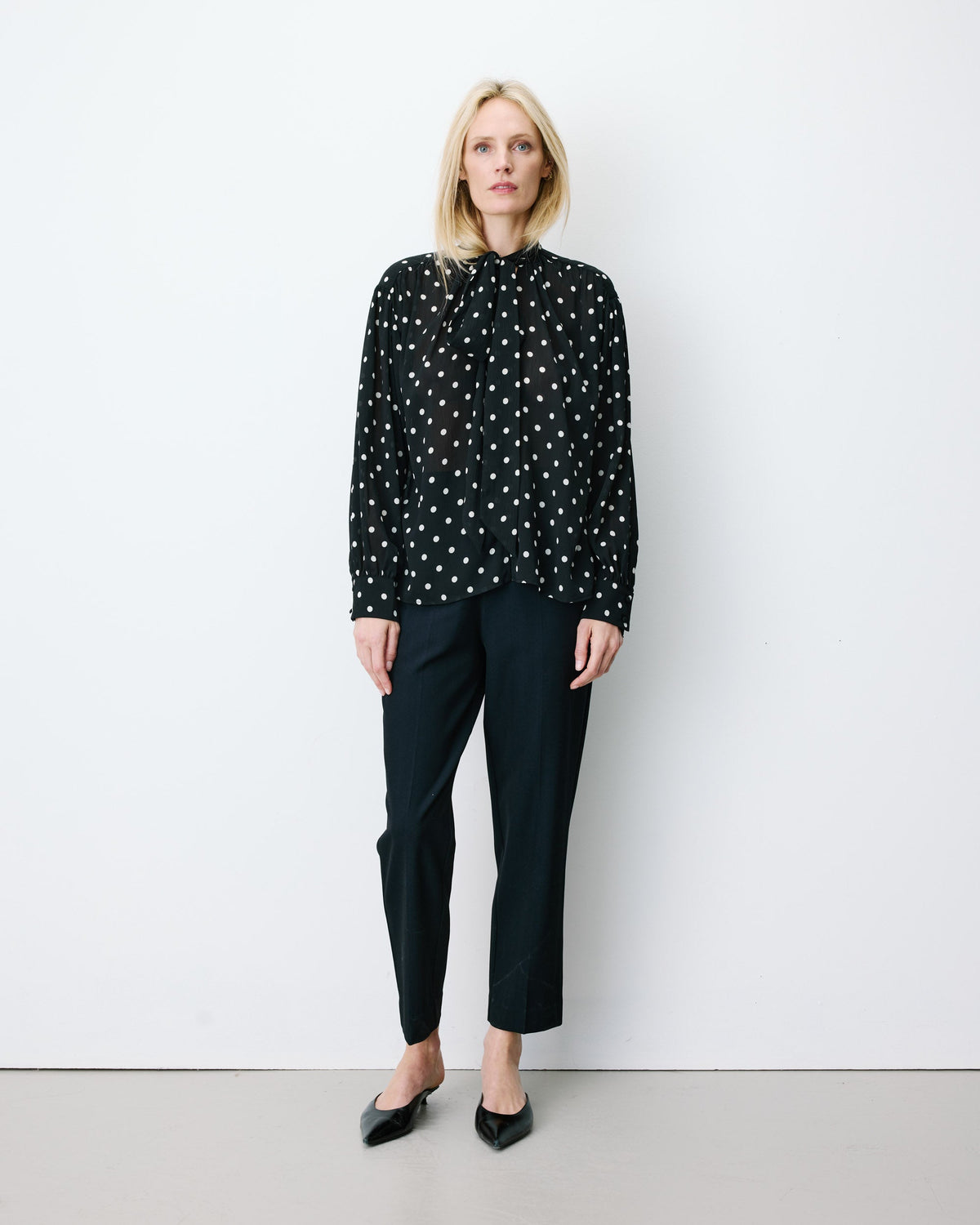 Blouse col lavallière manches longues pois Angelica