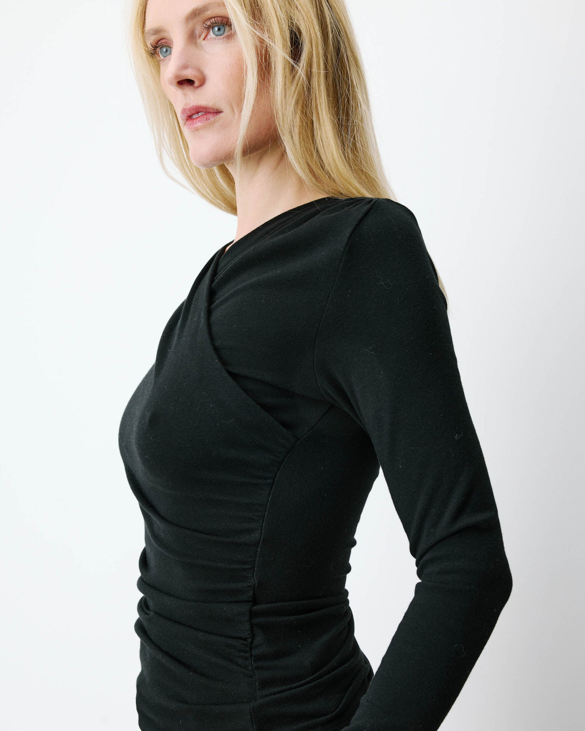 Top froncé col V croisé manches longues noir Azul