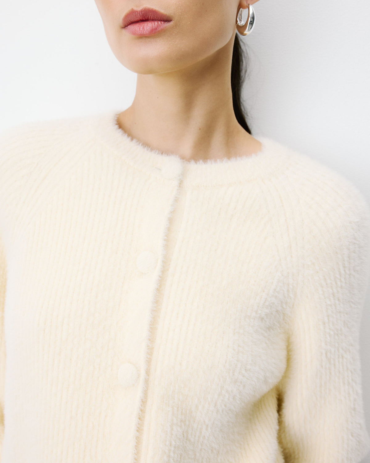 Cardigan doux col rond boutonné vanille Aleron