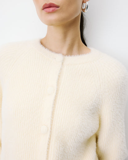 Cardigan doux col rond boutonné vanille Aleron