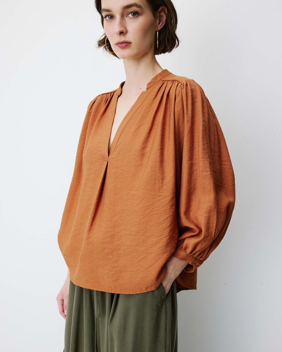 Blouse ample manches bouffantes 3/4 col V camel Auriane