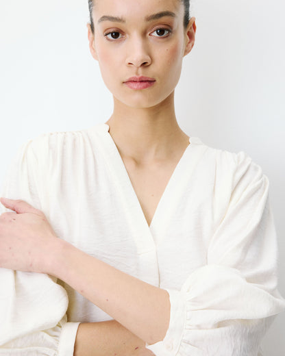Blouse ample manches bouffantes 3/4 col V ecru Auriane