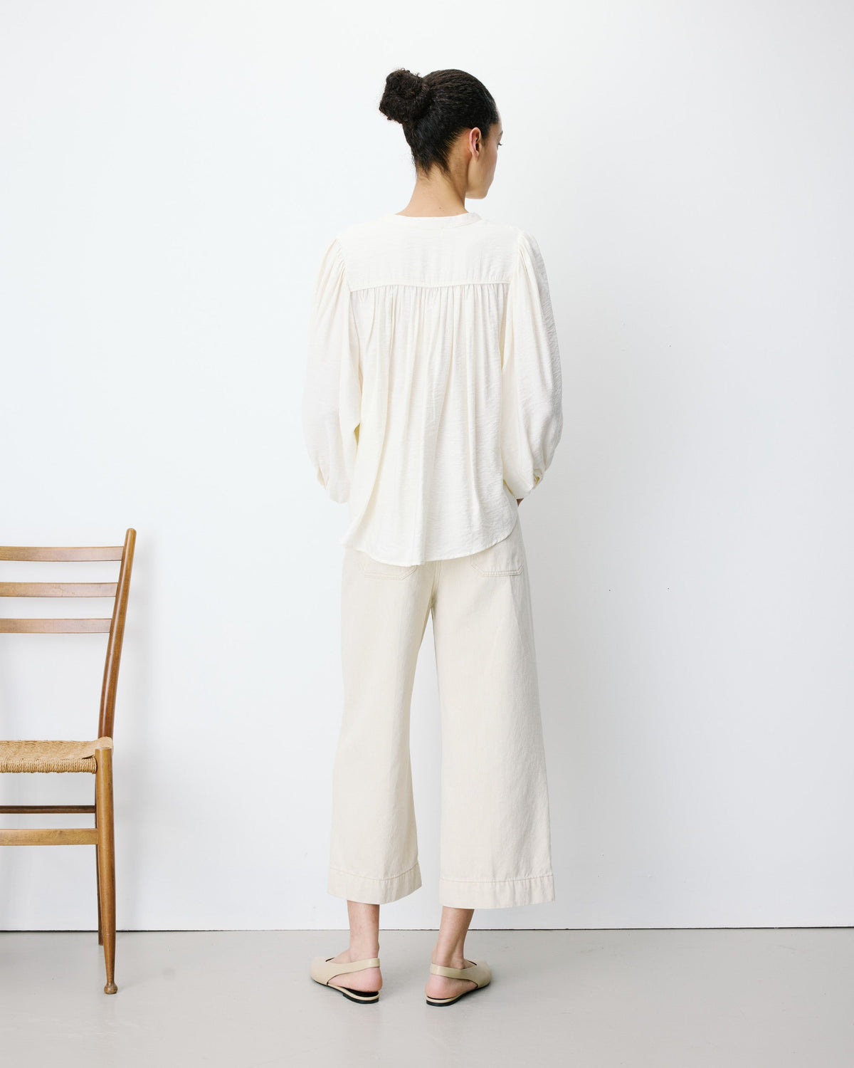 Blouse ample manches bouffantes 3/4 col V ecru Auriane
