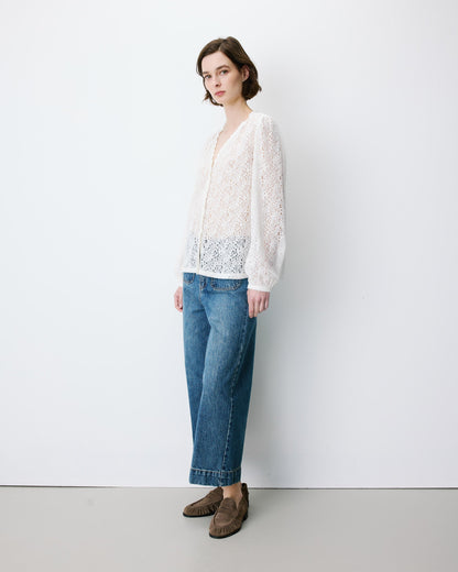 Blouse en dentelle col V manches longues ivoire Aurora