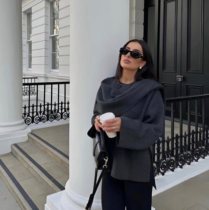 Zéphyrine | Poncho Femme Asymétrique en Laine, Élégant et Chaud pour l’Hiver