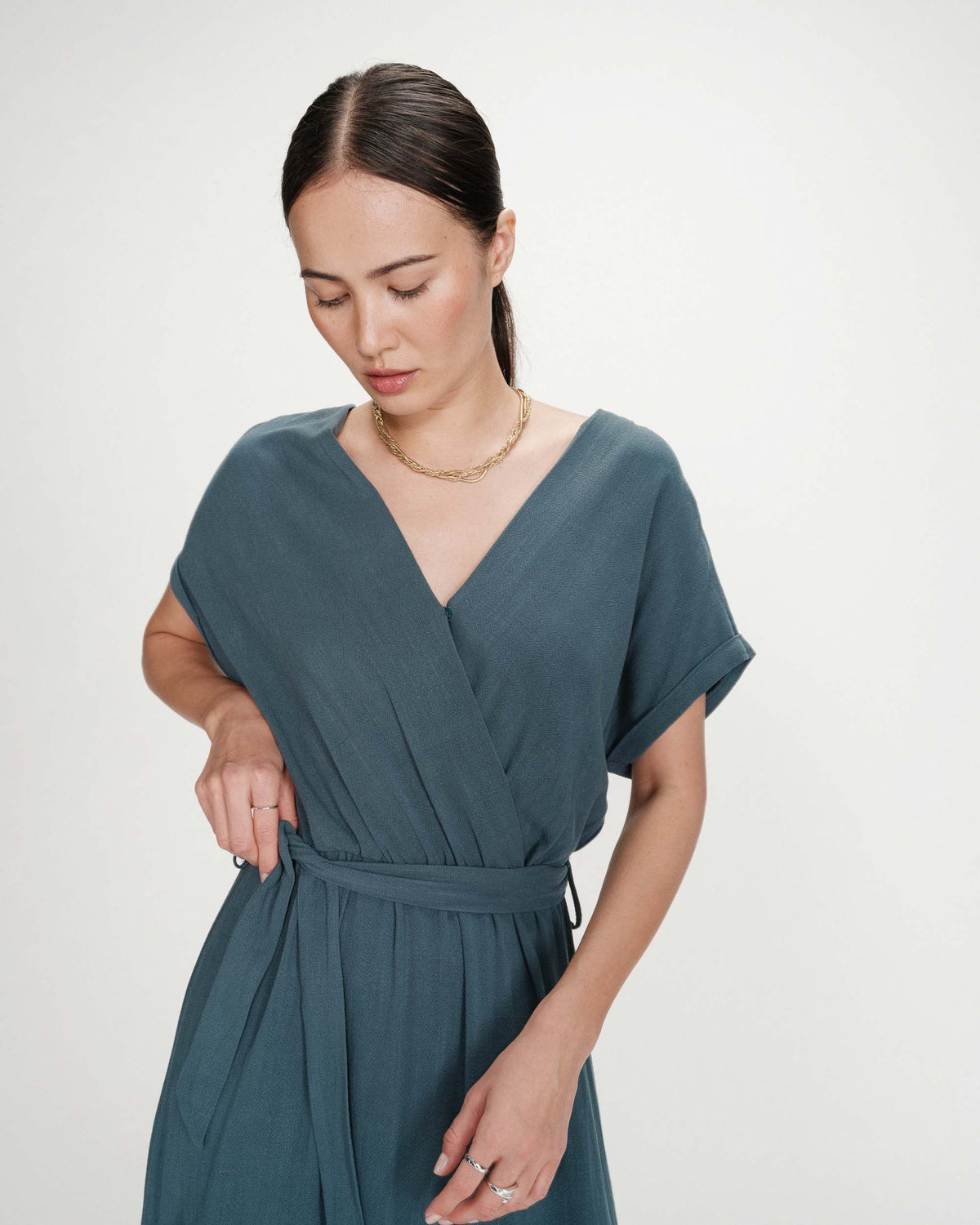 Robe longue portefeuille ceinturée emeraude Pollen