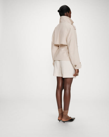 Trench-coat court ceinturé col à revers sable Vogue