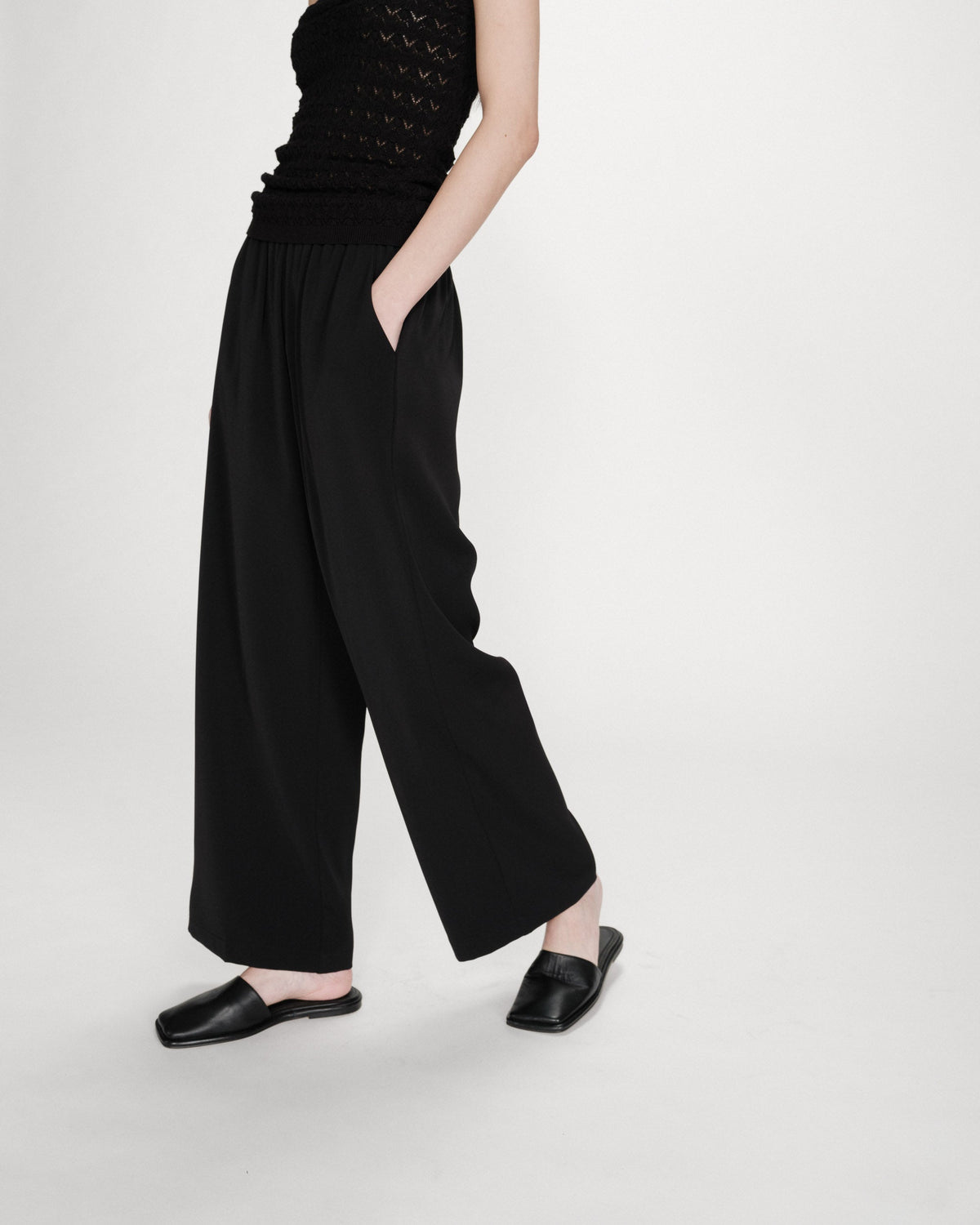 Pantalon fluide jambe large taille mi-haute noir Noblesse