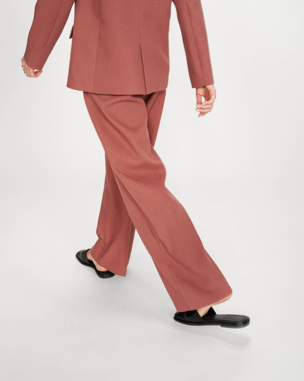 Pantalon tailleur droit taille mi-haute à plis terracotta Pierre
