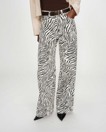 Jean taille haute loose imprimé zebre Socca