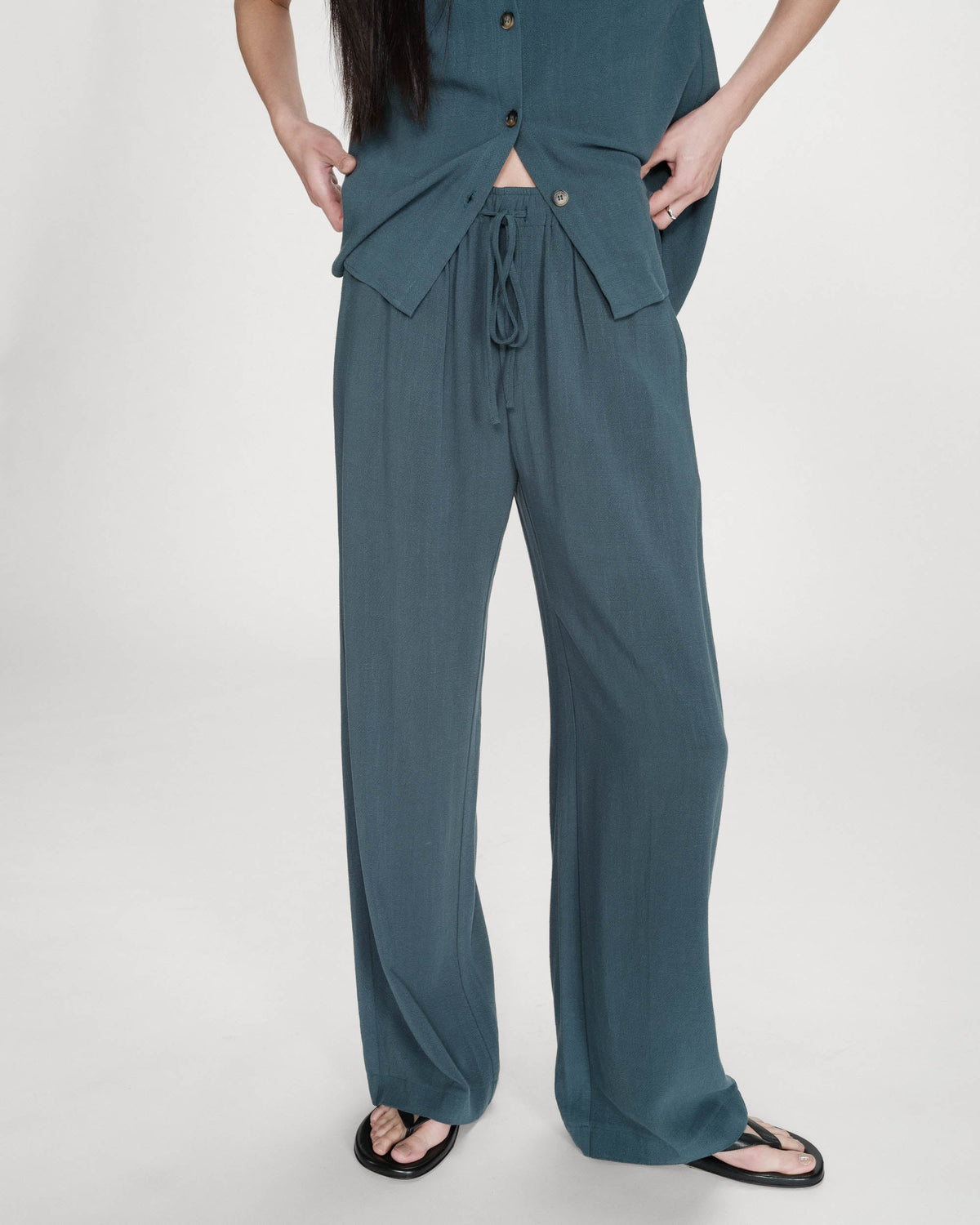 Pantalon large en lin taille haute emeraude Raven