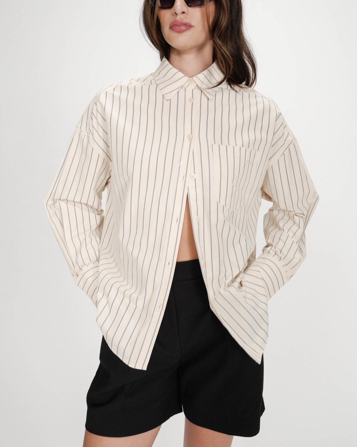 Chemise oversize rayée à nouer dans le dos vanille Valerie