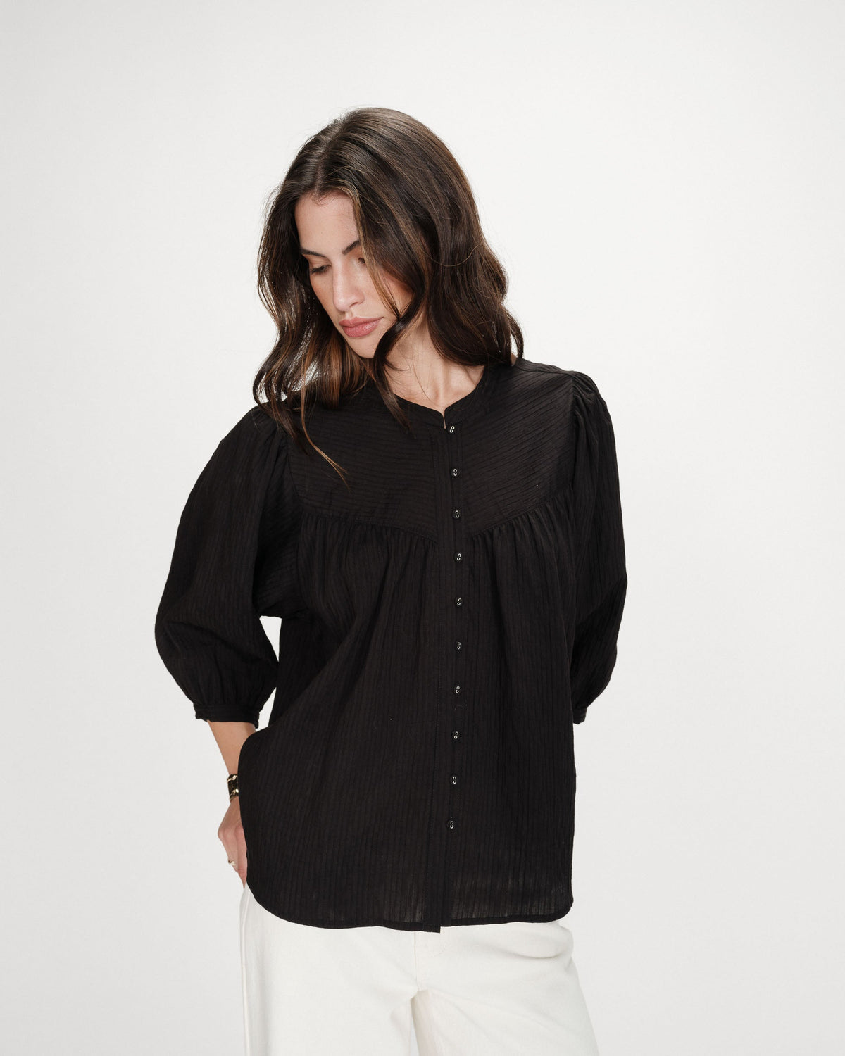 Blouse à manches ballons ample boutonnée noir Vanille