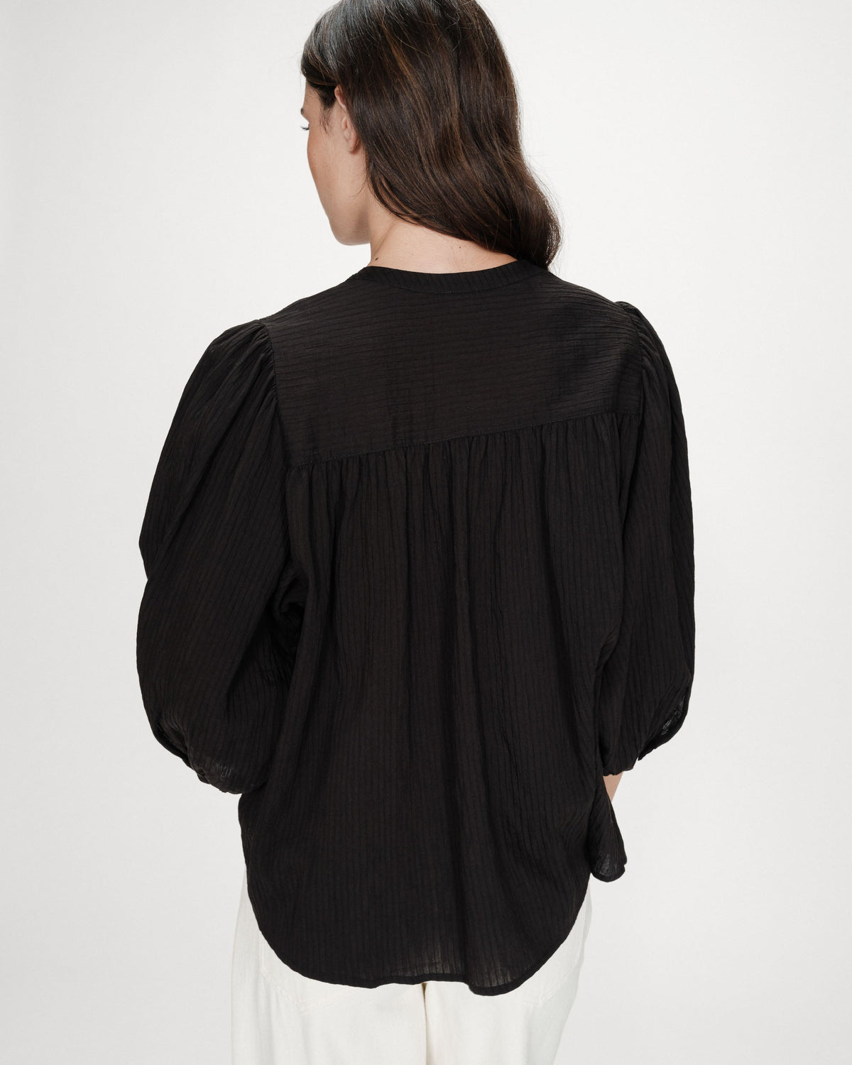 Blouse à manches ballons ample boutonnée noir Vanille