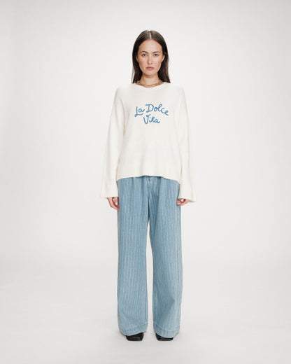 Pull oversize en maille à message brodé bleuet Viggo
