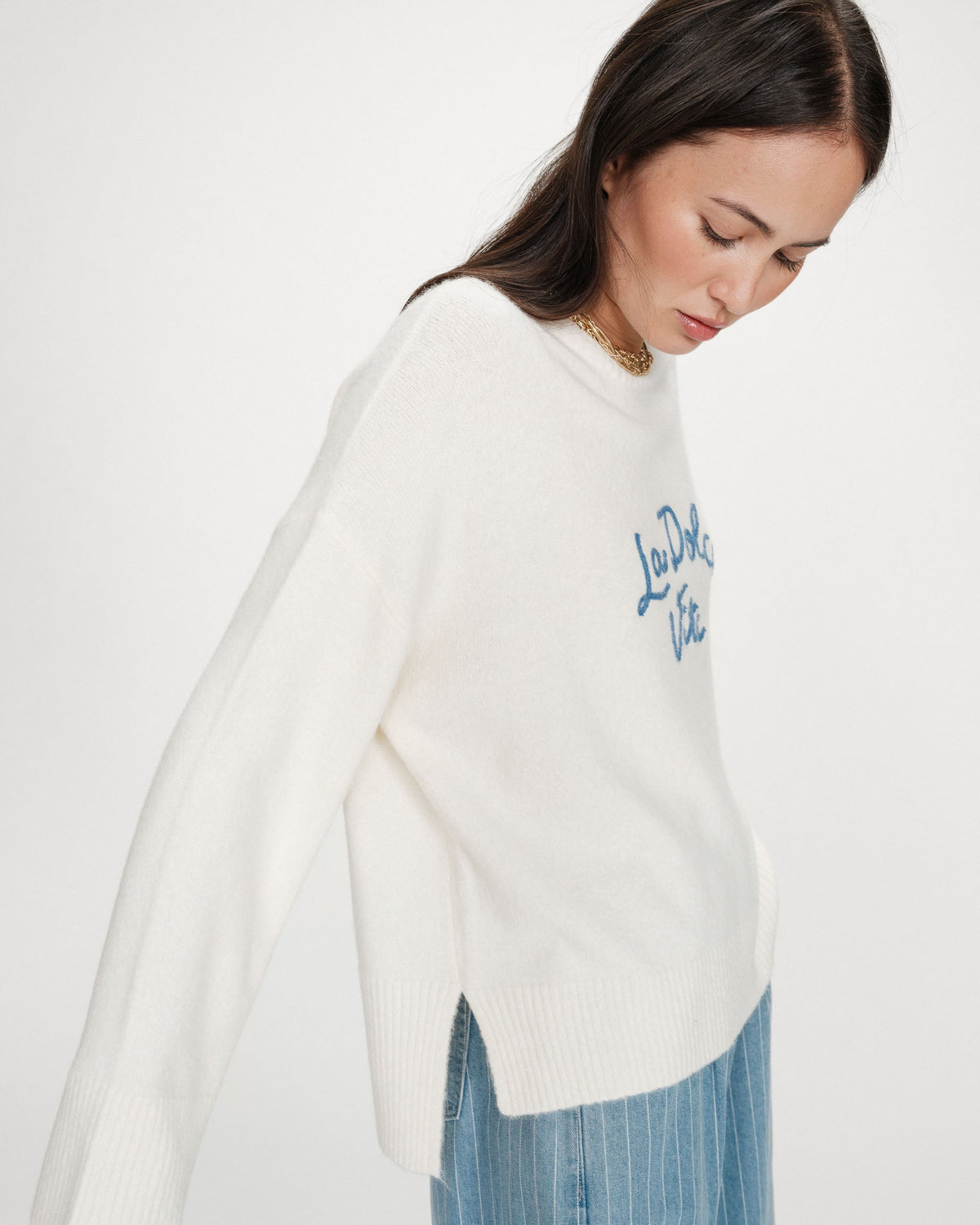 Pull oversize en maille à message brodé bleuet Viggo