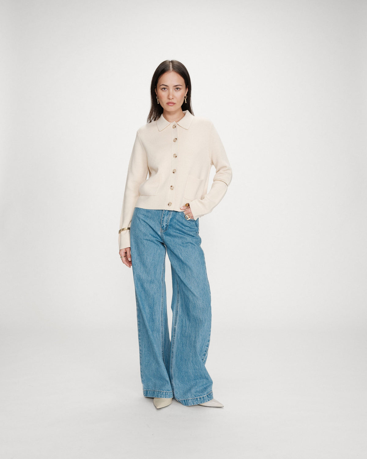 Cardigan boutonné à col chemise avec poches amande Maelys