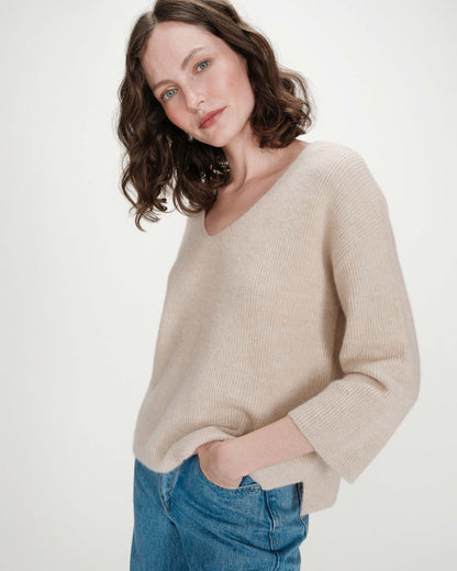Pull oversize manches 3/4 col V beige Vicenzo