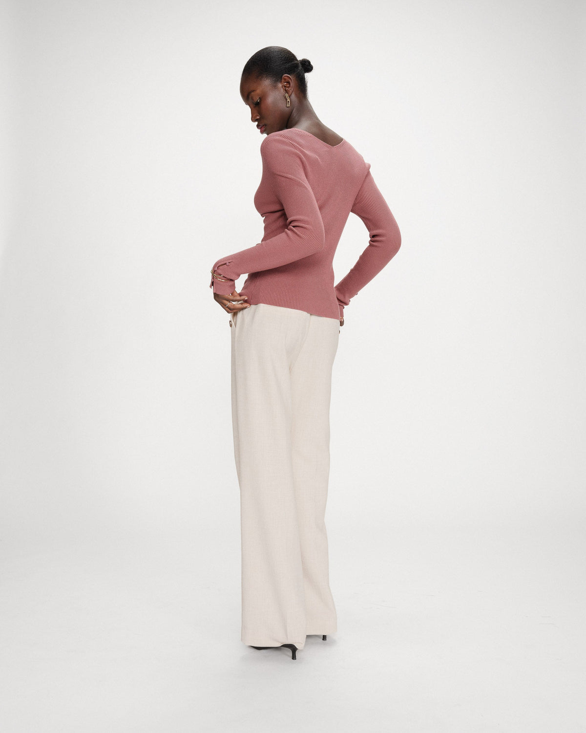 Cardigan ajusté col V manches longues terracotta Volage