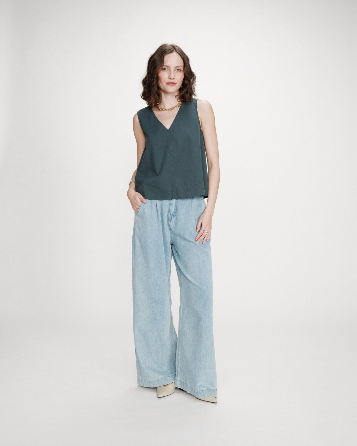 Top en coton sans manches col V emeraude Vagabond