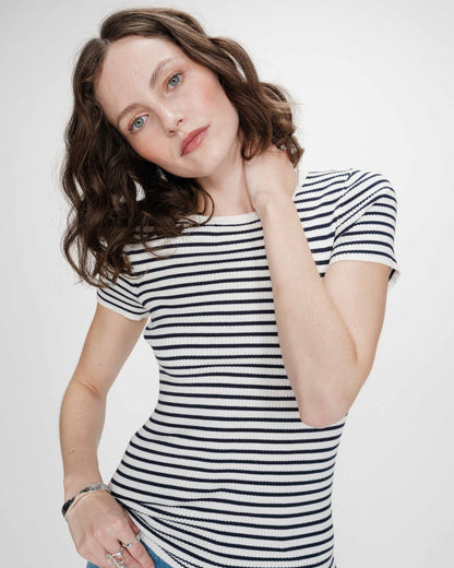 Pull en fine maille ajusté manches courtes marine Vendredi