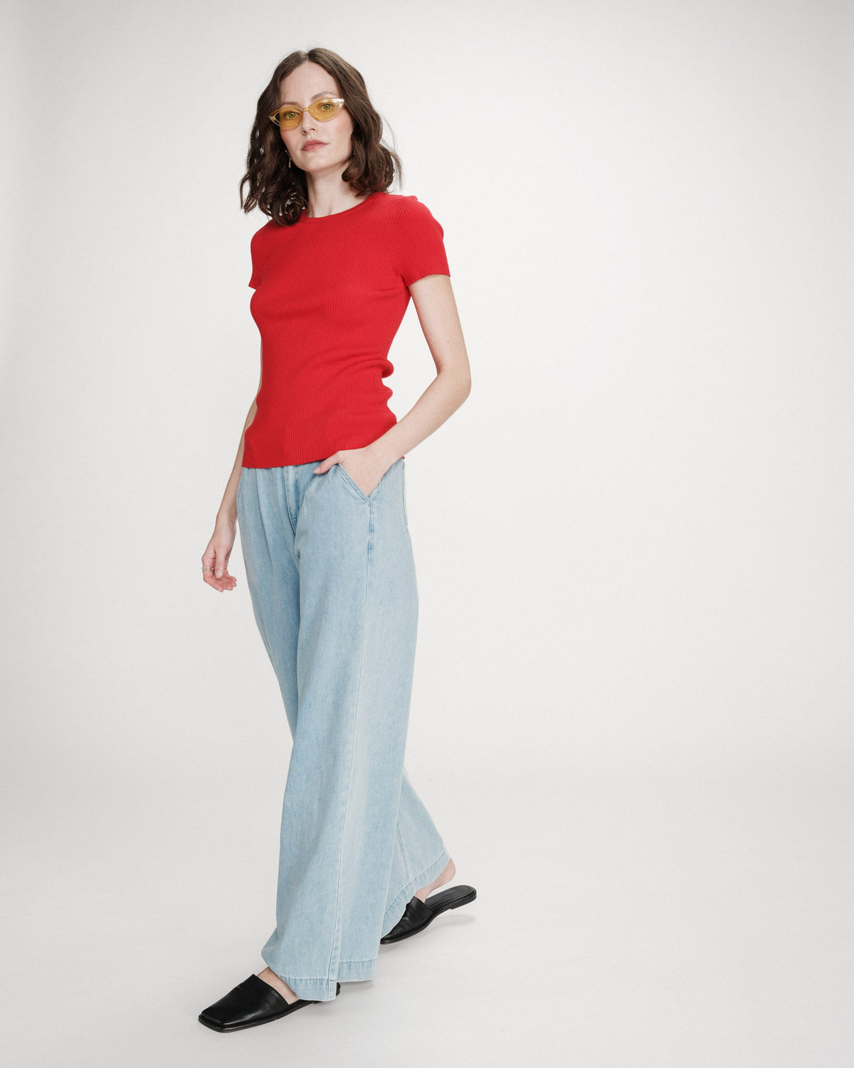 Pull en fine maille ajusté manches courtes rouge Vendredi