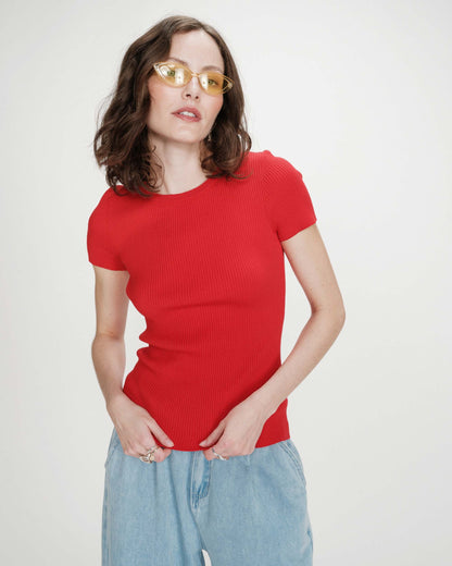 Pull en fine maille ajusté manches courtes rouge Vendredi