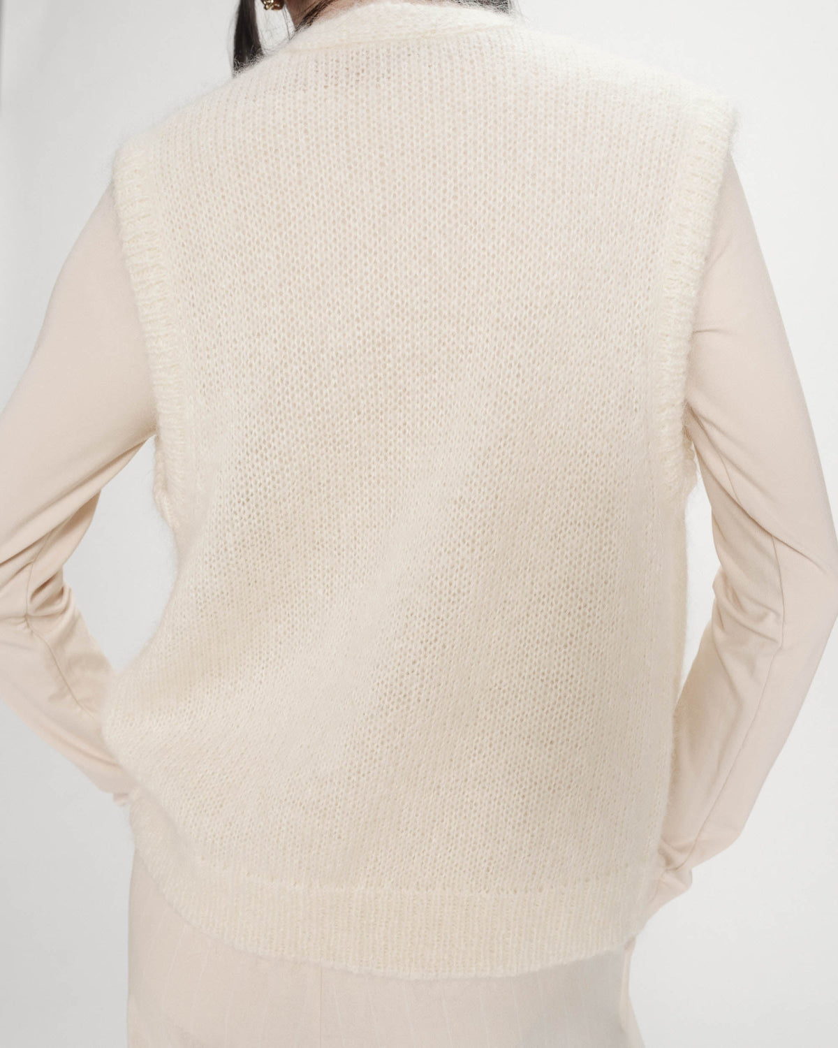 Cardigan laine et mohair sans manches ecru Vicomte