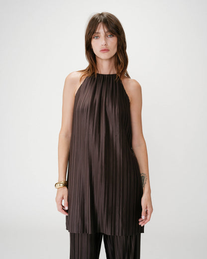 Robe courte plissée à encolure américaine chocolat Wilona