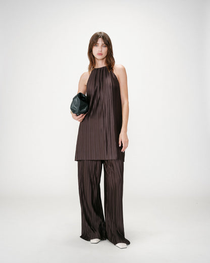 Robe courte plissée à encolure américaine chocolat Wilona