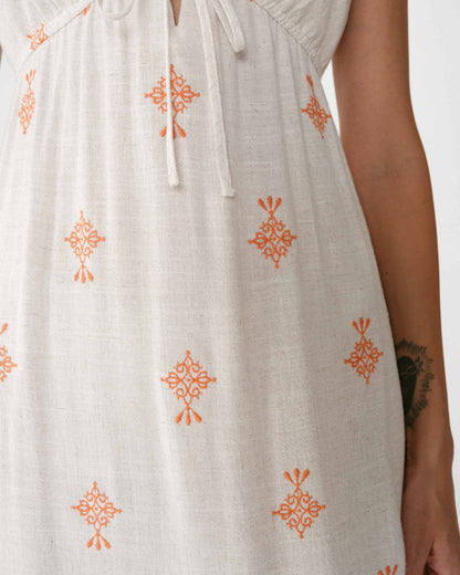 Robe longue bohème évasée à broderies orange Wilora