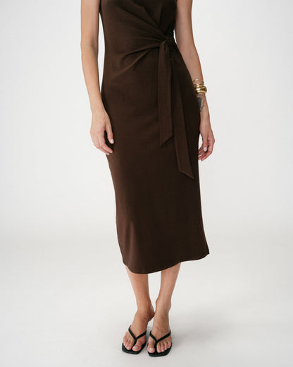Robe longue drapée taille à nouer chocolat Wyla