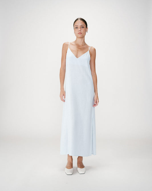 Robe longue en lin col V dos nu à nouer ciel Wendra